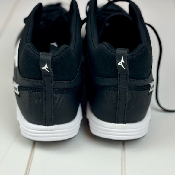 ⚾️ NEW Mizuno Black/White Baseball Metal Cleats Size 10.5 - Picture 5 of 5